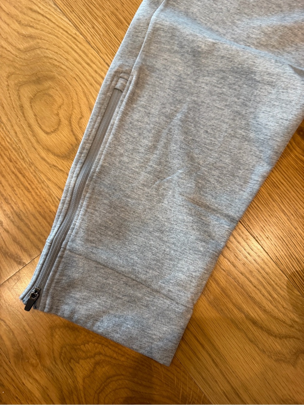 NWT Champion Light Gray Women's Jogger Sweatpants - Picture 3 of 6